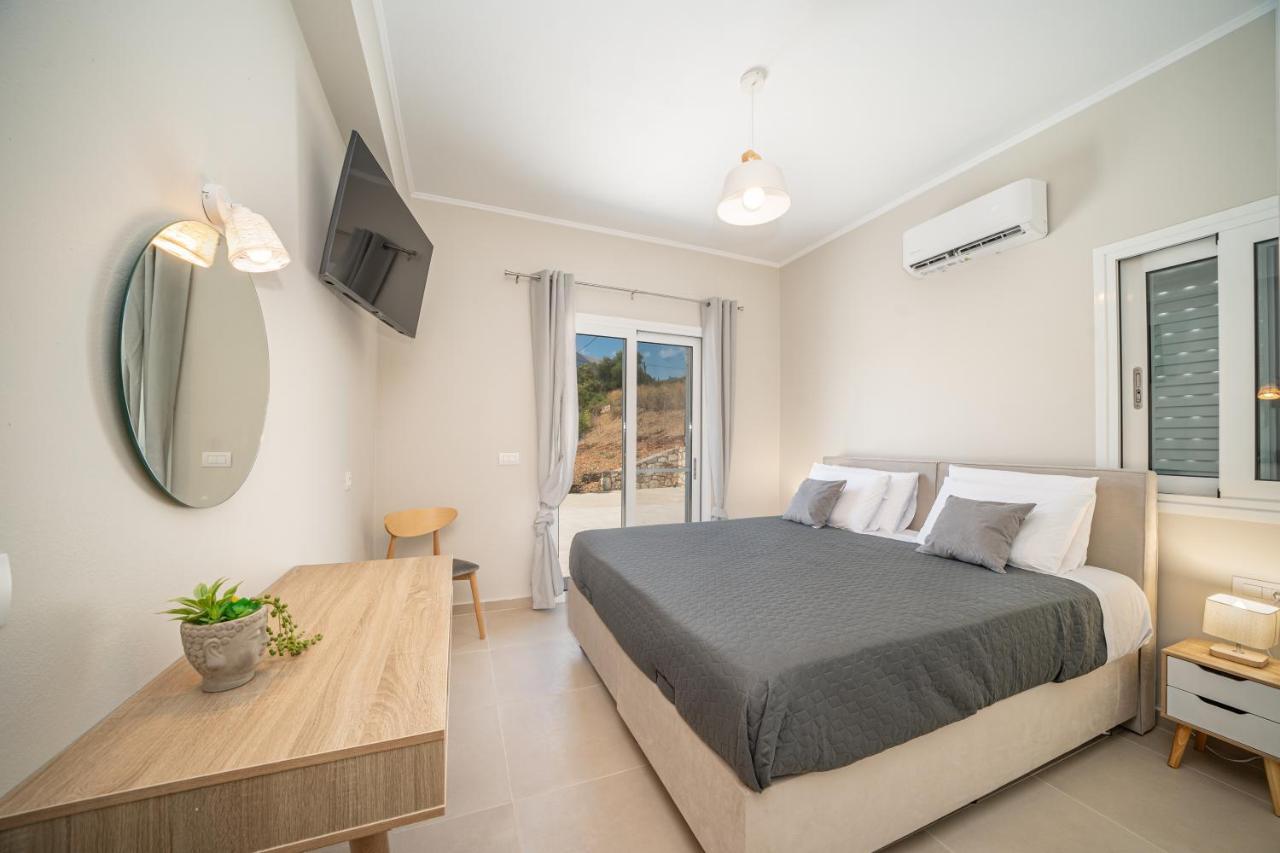Maritina'S Apartments Amazing Sea View Agia Efimia Zewnętrze zdjęcie