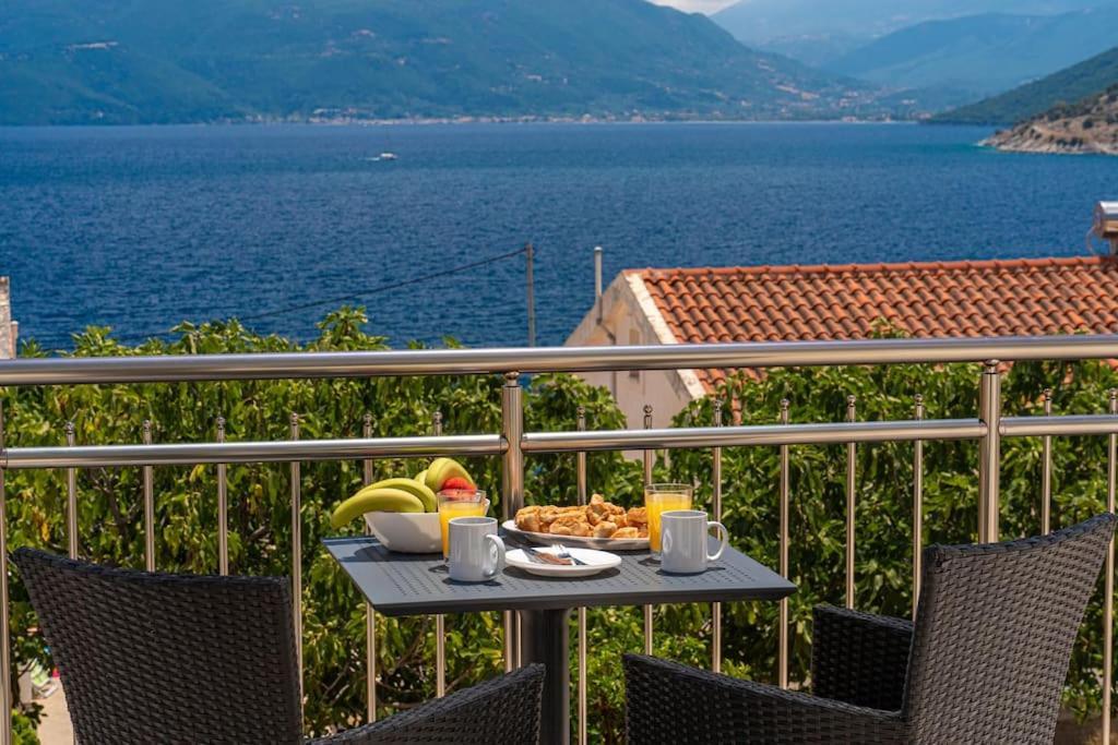 Maritina'S Apartments Amazing Sea View Agia Efimia Zewnętrze zdjęcie