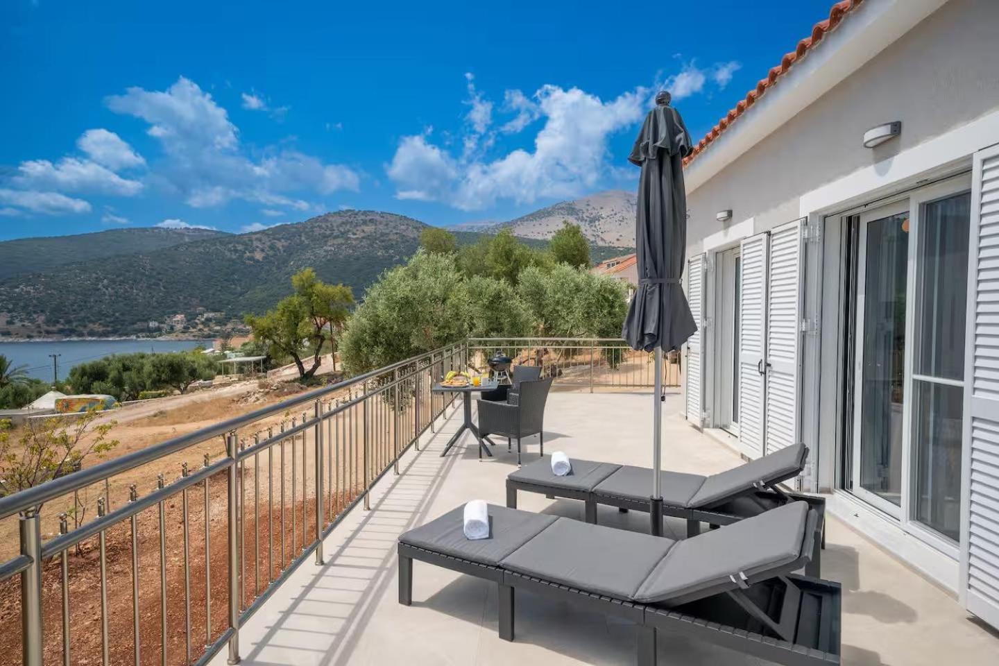 Maritina'S Apartments Amazing Sea View Agia Efimia Zewnętrze zdjęcie